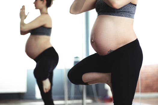 Ways to Prevent Prenatal Back Pain