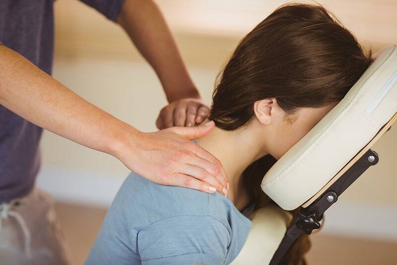 Back Massage: Better Before or After Chiropractic? - Rincon