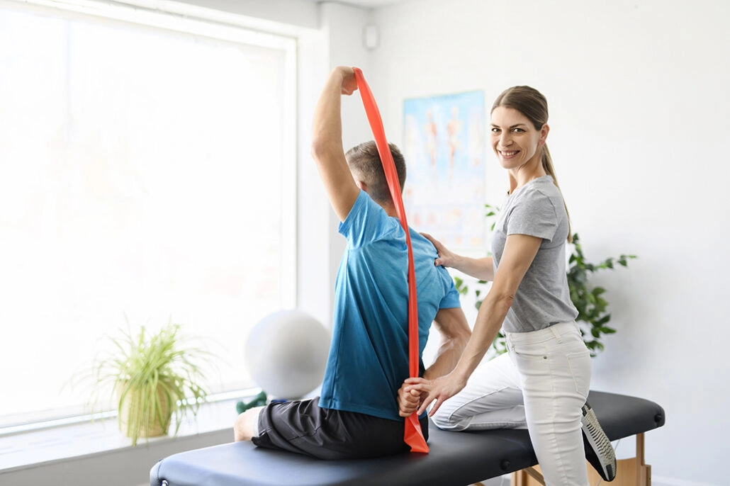 7 Best Stretches for a Pinched Nerve in the Shoulder