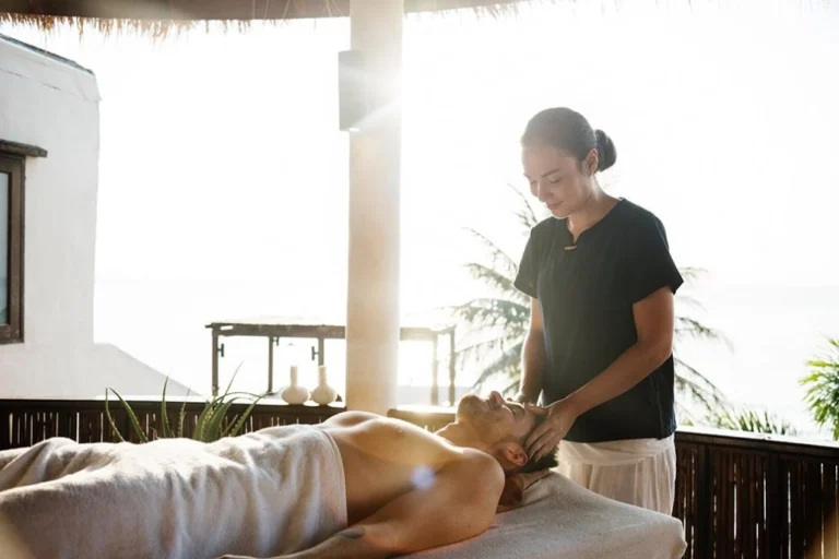 A man getting a relaxing massage.